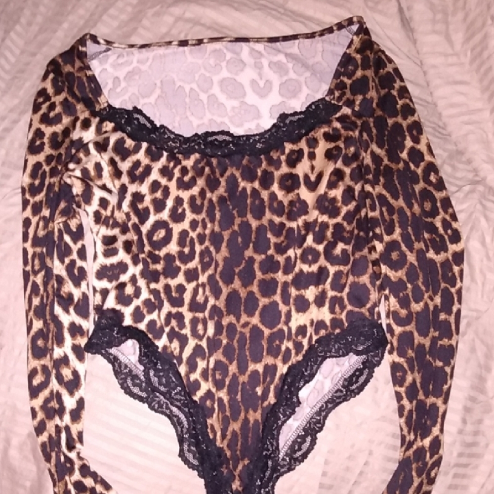 SHEIN Animal Print Bodysuit With Lace Trim
